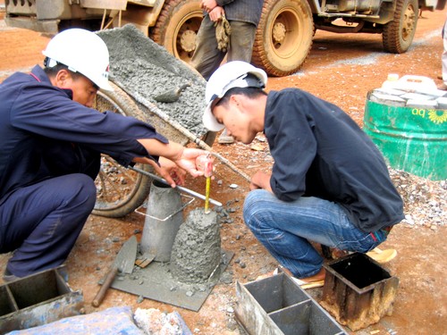 Tỷ lệ pha trộn bê tông trong thực tế ?
