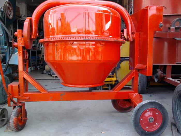 Giới Thiệu máy trộn bê tông tự hành